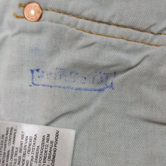 Levis 501 Mens Straight Leg Jeans 36x34 Blue Denim IRREGULAR, No Noticable Flaws - Picture 11 of 13